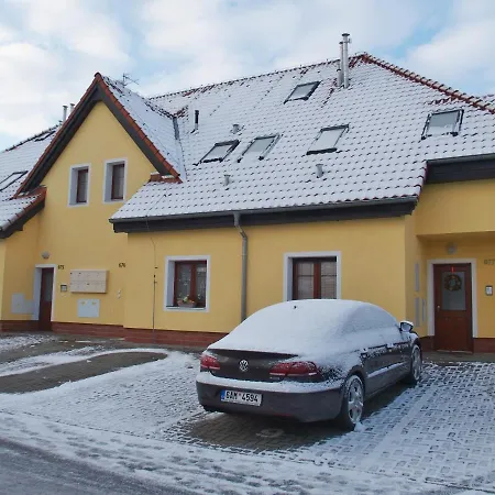 In Nature - Prague West * Jesenice (Prague-West)